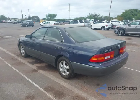 1999 Lexus Es 300 from USA, damaged, VIN JT8BF28GXX0175837